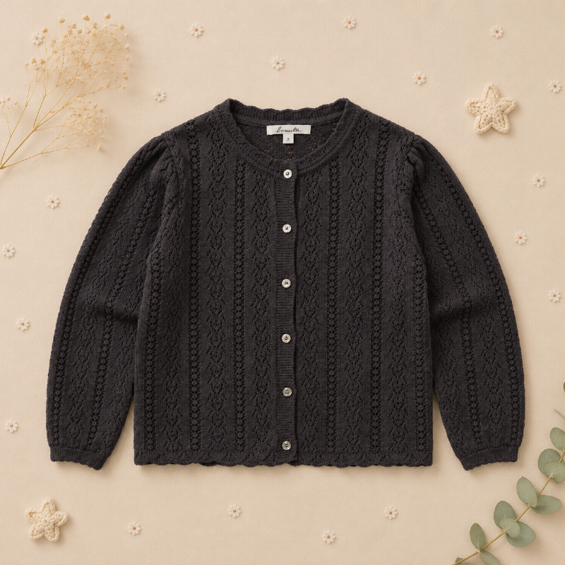 Buttoned Cardigan – Weich & bequem – Gestrickte Kinderweste Schwarz / 100 (3–4 Jahre) | Pädagogisches Holzspielzeug von Mein Kleines Baby