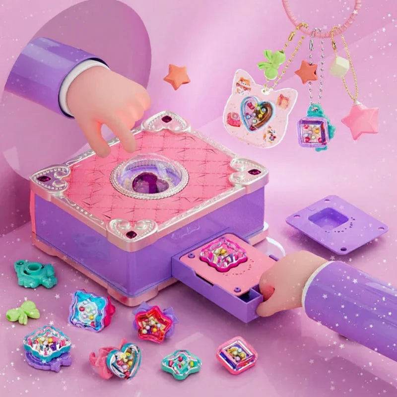 CharmLab– Verspielt&Kreativ– DIY 3D-Aufkleber&Schmuck-Bastelset 128 Stück | Pädagogisches Holzspielzeug CharmLab– Verspielt&Kreativ– DIY 3D-Aufkleber&Schmuck-Bastelset 128 Stück | Pädagogisches Holzspielzeug von Mein Kleines Baby