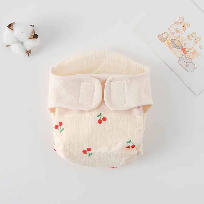 ComfyCotton– Wasserdicht&sicher– Übungshosen aus Bio-Baumwolle Kleine Kirsche / S (0-5kg) - 0-3 Monate | Pädagogisches Holzspielzeug von Mein Kleines Baby