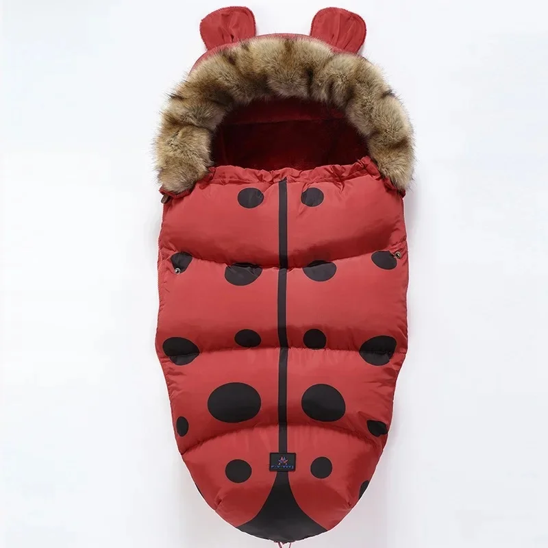 CozyRide – Warm & Gemütlich – Babyschlafsack für den Kinderwagen Marienkäfer | Pädagogisches Holzspielzeug von Mein Kleines Baby