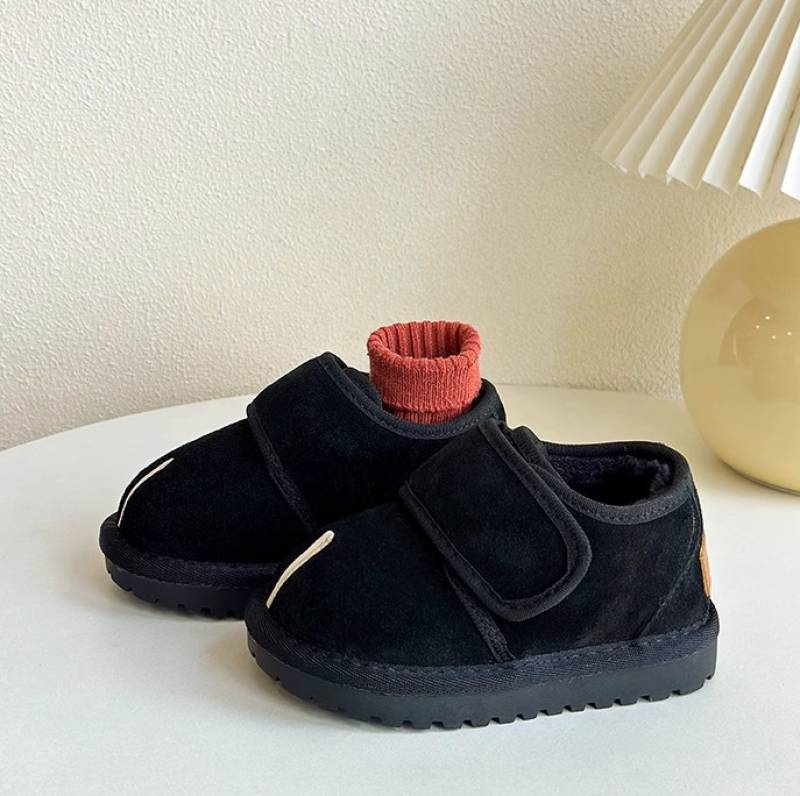 CozyStep Kids – Warm & Selbstständig – Djamena Klettverschlussschuhe Schwarz / 27 (4–4.5 jahre / 17.5 cm) | Pädagogisches Holzspielzeug von Mein Kleines Baby