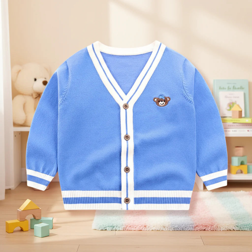 CozziWear– Warm&Trendy– Strickjacke mit Bären Blau / 100 (3 Jahre) | Pädagogisches Holzspielzeug von Mein Kleines Baby