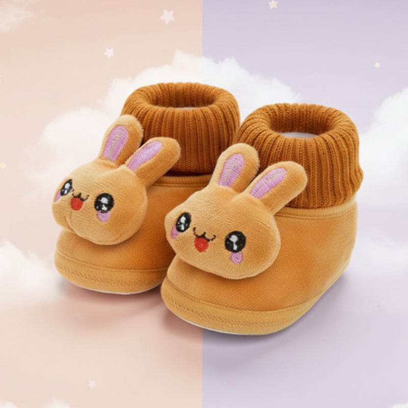 CuddleSteps– Warm und rutschfest – Tier-Babyschuhe Braunbär / Kaninchen / 12 (6–9 Monate) | Pädagogisches Holzspielzeug von Mein Kleines Baby