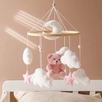 DreamBear– Beruhigend&Sanft– Babymobil für Laufstall und Wiege Rosa | Pädagogisches Holzspielzeug von Mein Kleines Baby