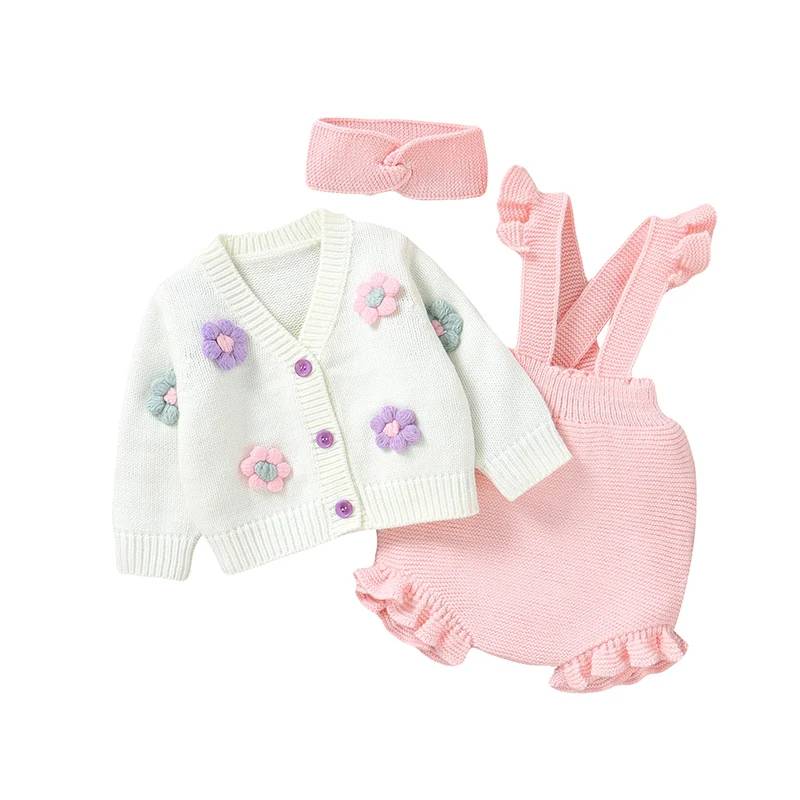 FloraKnit – Weich & niedlich – Baby-Outfit mit Strickjacke, Latzhose und Haarband Rosa / 80 (9–12 Monate) | Pädagogisches Holzspielzeug von Mein Kleines Baby