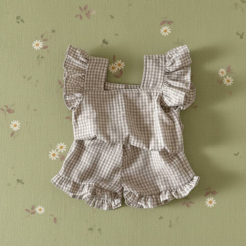 Girls Ruffle Tee – Luftig & Niedlich – Kinder-Set Kaffee / 100 (3 Jahre) | Pädagogisches Holzspielzeug von Mein Kleines Baby
