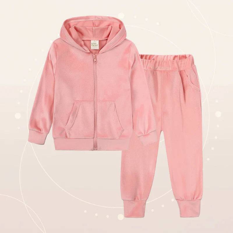 Kids Tales– Warm&Comfortabel– Velvet Trainingsanzug für Kinder Rosa / 150 (8–9 Jahre) | Pädagogisches Holzspielzeug von Mein Kleines Baby