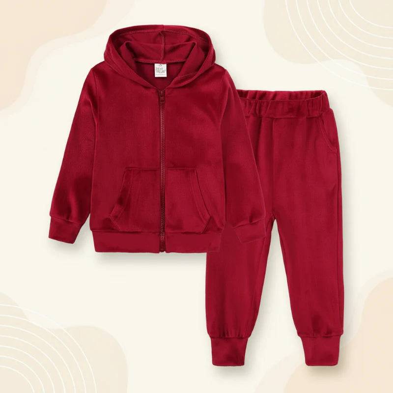 Kids Tales– Warm&Comfortabel– Velvet Trainingsanzug für Kinder Rot / 170 (12–13 Jahre) | Pädagogisches Holzspielzeug von Mein Kleines Baby