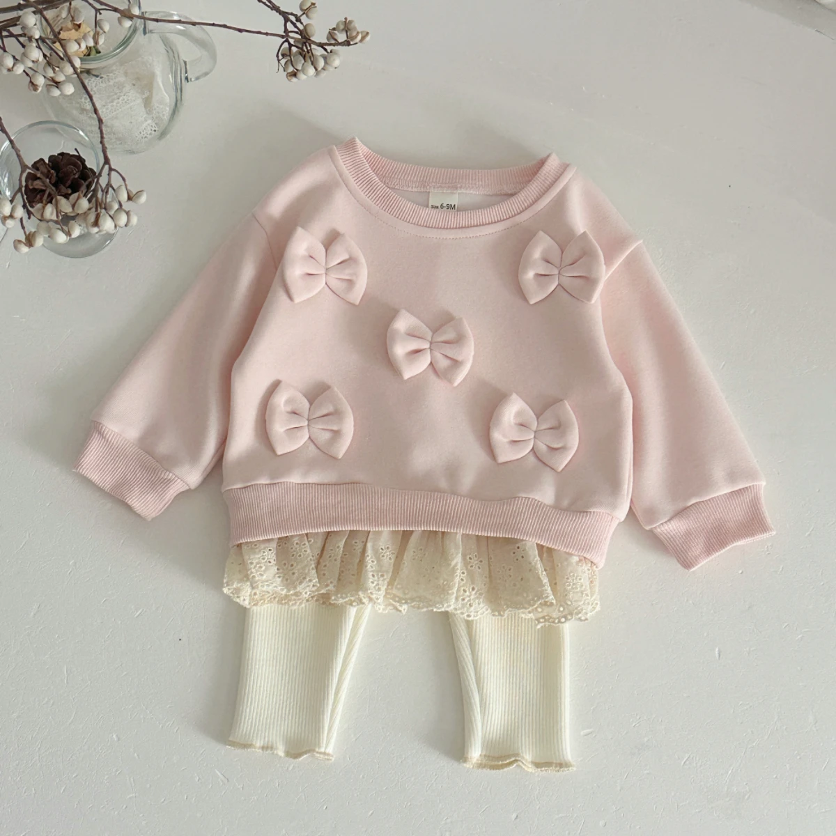 LittleAngel – Weich & stilvoll – Baby-Set mit Pullover und elastischer Hose 90 (18–24 Monate) | Pädagogisches Holzspielzeug von Mein Kleines Baby