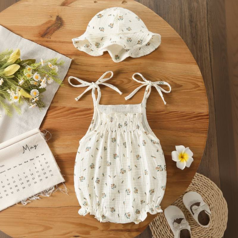 LittleBlossom – Sommerlich, bequem und stilvoll – Baby-Sling-Body mit Hut Roos / 66 (3–6 Monate) | Pädagogisches Holzspielzeug von Mein Kleines Baby