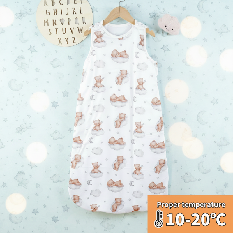 LittleDreams – Weich & atmungsaktiv – Ärmelloser Babyschlafsack Bär / L (12–18 Monate) | Pädagogisches Holzspielzeug von Mein Kleines Baby
