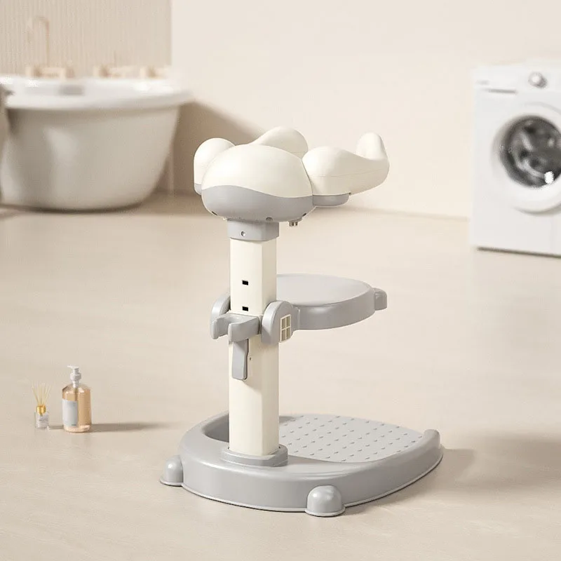 LittleSplash – Stabil & sicher – Baby-Duschständer Grau / Mit Hocker | Pädagogisches Holzspielzeug LittleSplash – Stabil & sicher – Baby-Duschständer Grau / Mit Hocker | Pädagogisches Holzspielzeug von Mein Kleines Baby