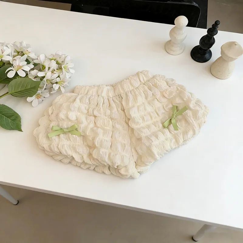 LovelyBloom – Weich & niedlich – Kinderhose mit Rüschen und Schleife Grüne Schleife / 130 (6–7 Jahre) | Pädagogisches Holzspielzeug von Mein Kleines Baby