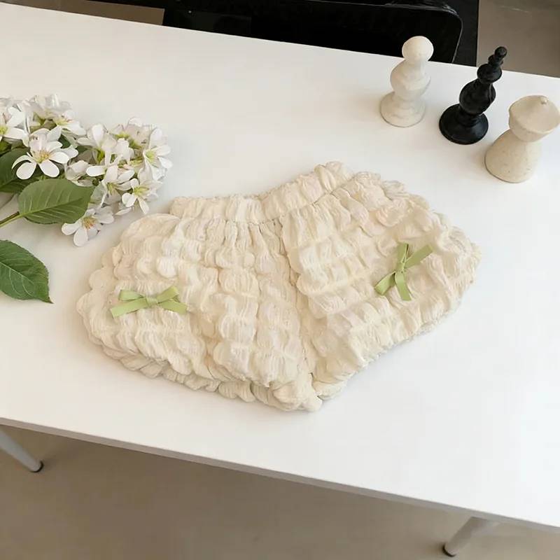 LovelyBloom – Weich & niedlich – Kinderhose mit Rüschen und Schleife Grüne Schleife / 130 (6–7 Jahre) | Pädagogisches Holzspielzeug von Mein Kleines Baby