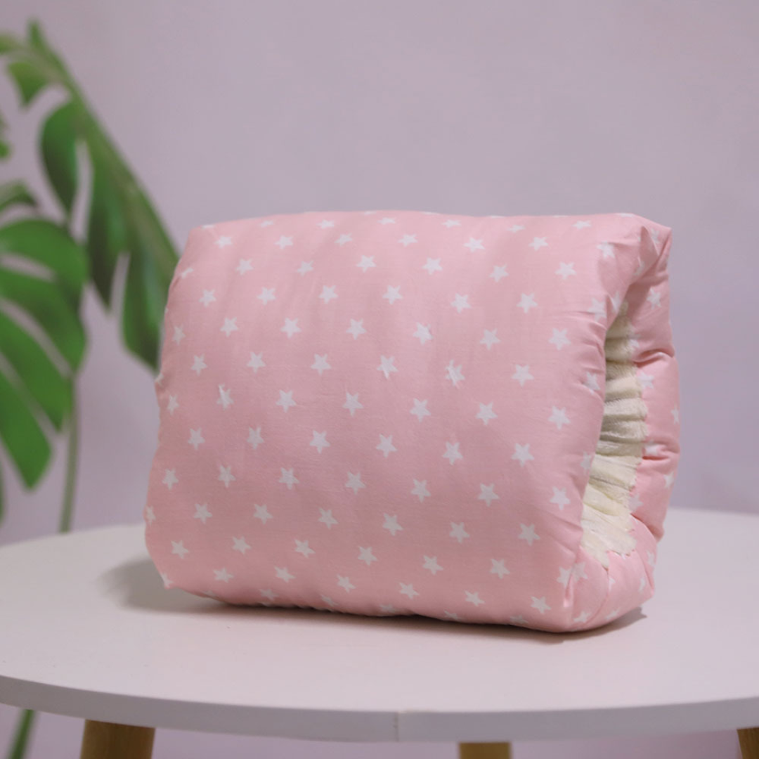 MamáEase – Ergonomisch&weich– Stillkissen für Babys Rosa Sterne | Pädagogisches Holzspielzeug von Mein Kleines Baby