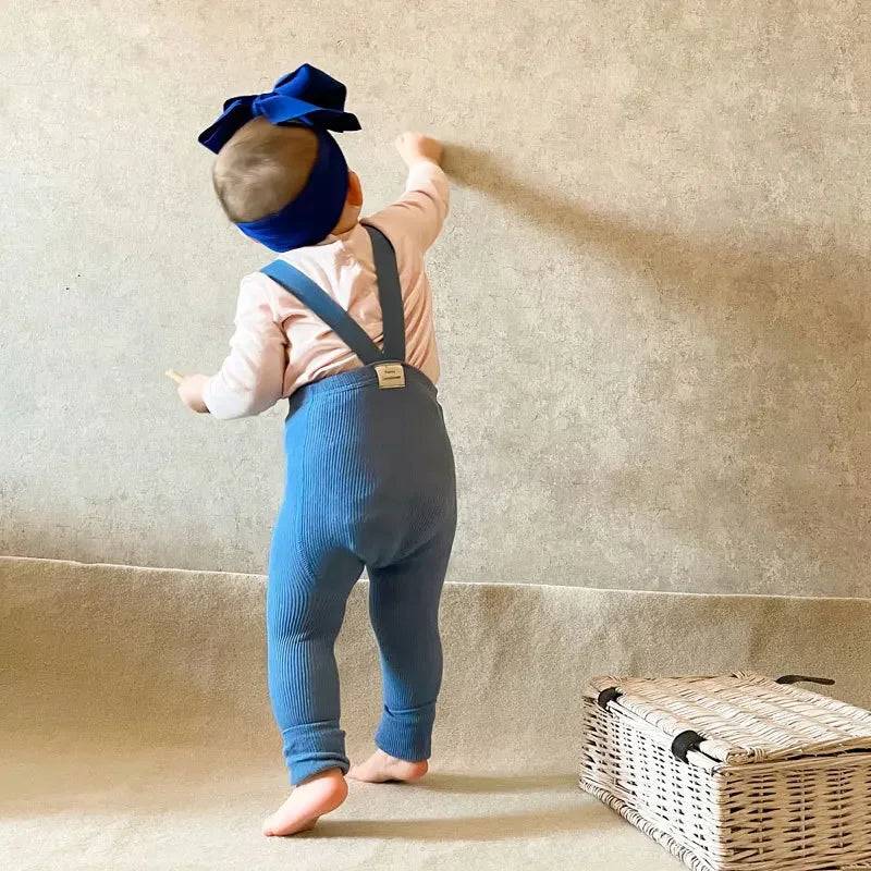 Mini Fashion™ - Bløde og behagelige - Børneleggings med seler Blå / M (1-2 År) | Pädagogisches Holzspielzeug von Mein Kleines Baby