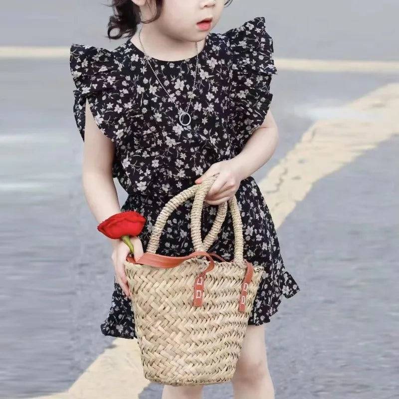 Mini Fashion™ - Blumenglück - Kinderkleid Schwarz / 130 (7-8 Jahre) | Pädagogisches Holzspielzeug von Mein Kleines Baby