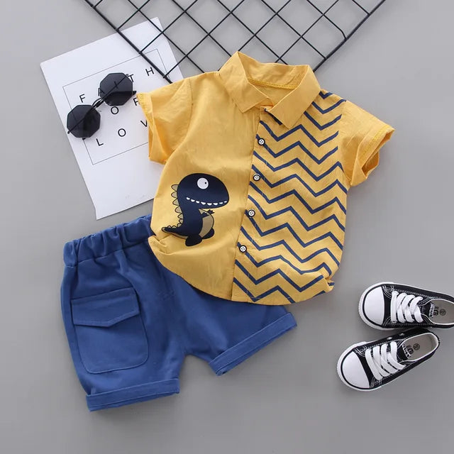 Mini Fashion™ - Dino Shirt - Mit Hose Gelb / 100 (3 Jahre) | Pädagogisches Holzspielzeug von Mein Kleines Baby