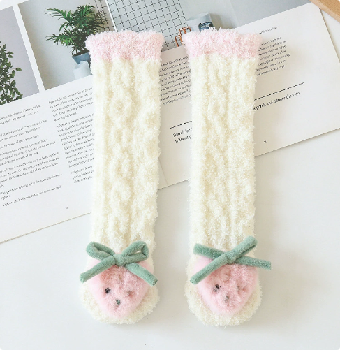 Mini Fashion™ - Extra Warm - Lange Baby-Socken Weiße Erdbeere / S (0-12 Monate) | Pädagogisches Holzspielzeug von Mein Kleines Baby