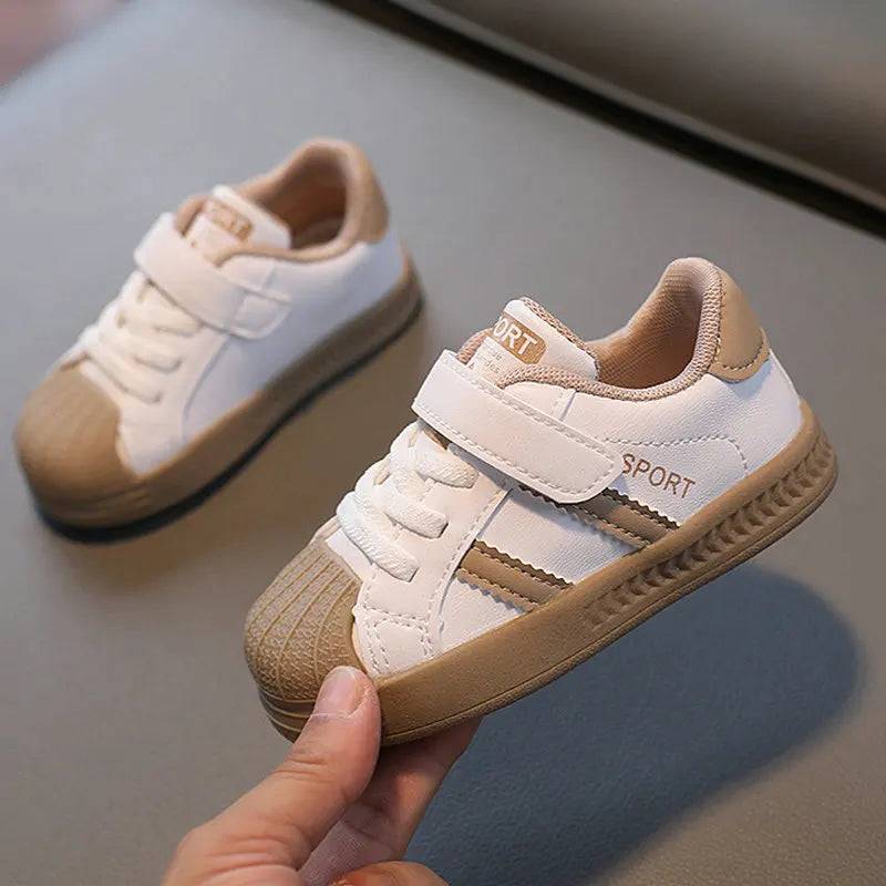 Mini Fashion™ - Turnschuhe für Kinder Beige / 24 (1-2 Jahre) | Pädagogisches Holzspielzeug von Mein Kleines Baby