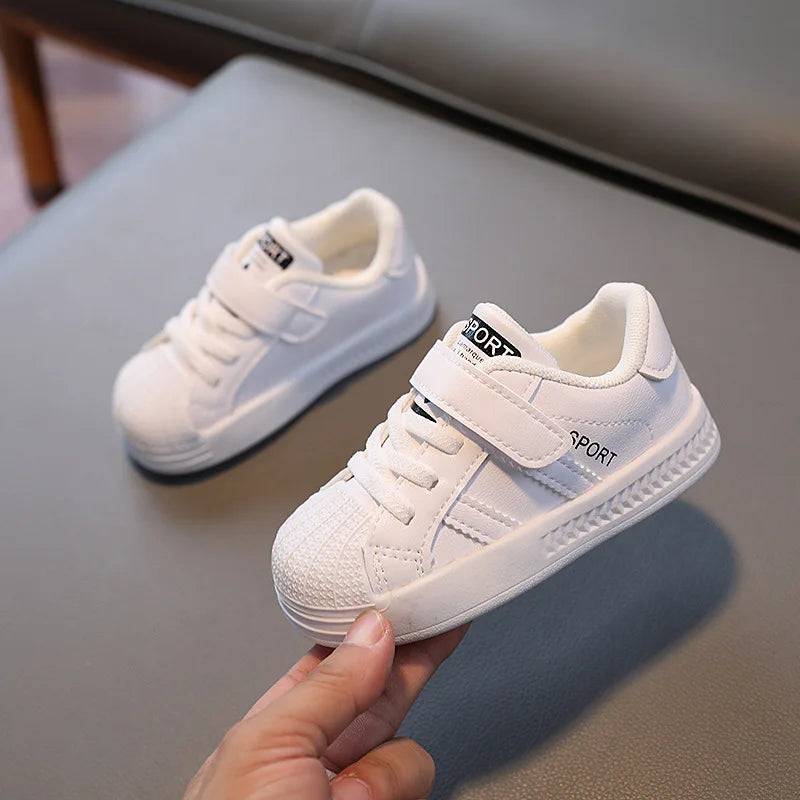 Mini Fashion™ - Turnschuhe für Kinder Weiß / 20 (6-12 Monate) | Pädagogisches Holzspielzeug von Mein Kleines Baby