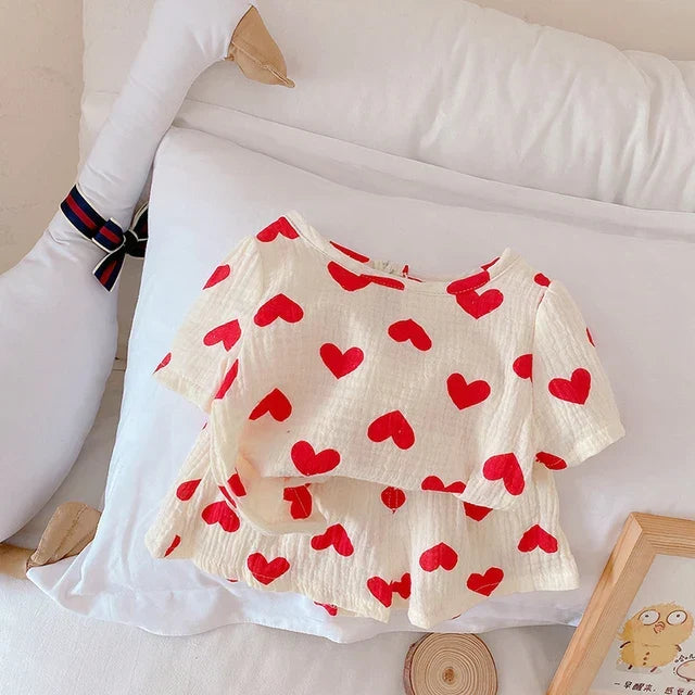 Mini Fashion™ - Luftig bomuld - Sommersæt til Piger med hjerter Rød / 110 (4 år) | Pädagogisches Holzspielzeug von Mein Kleines Baby
