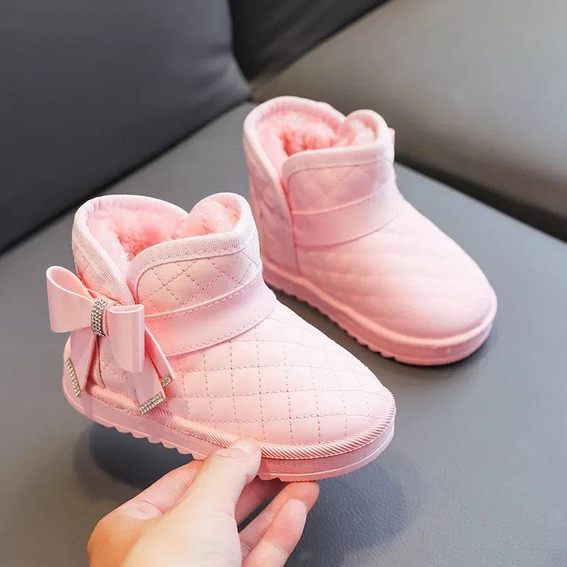 Mini Fashion™ - Rutschfest - Mädchen Schneestiefel Rosa / 30 (5-6 Jahr) | Pädagogisches Holzspielzeug von Mein Kleines Baby