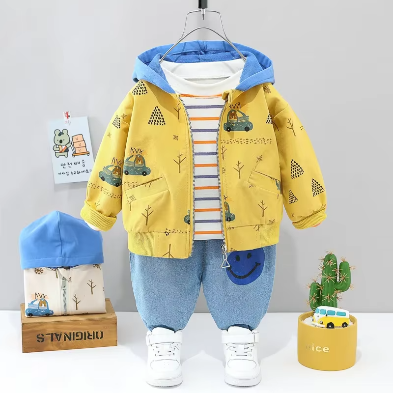 Mini Fashion™ - Småbørn & eventyr - Tøjsæt i 3 dele Gul jakke / 100 (3 år) | Pädagogisches Holzspielzeug von Mein Kleines Baby