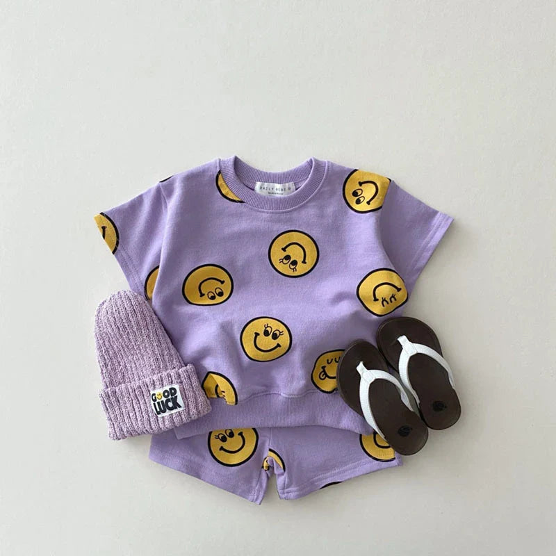 Mini Fashion™ - Smiley Kinder Outfit Lila / 86 (12-18 Monate) | Pädagogisches Holzspielzeug von Mein Kleines Baby