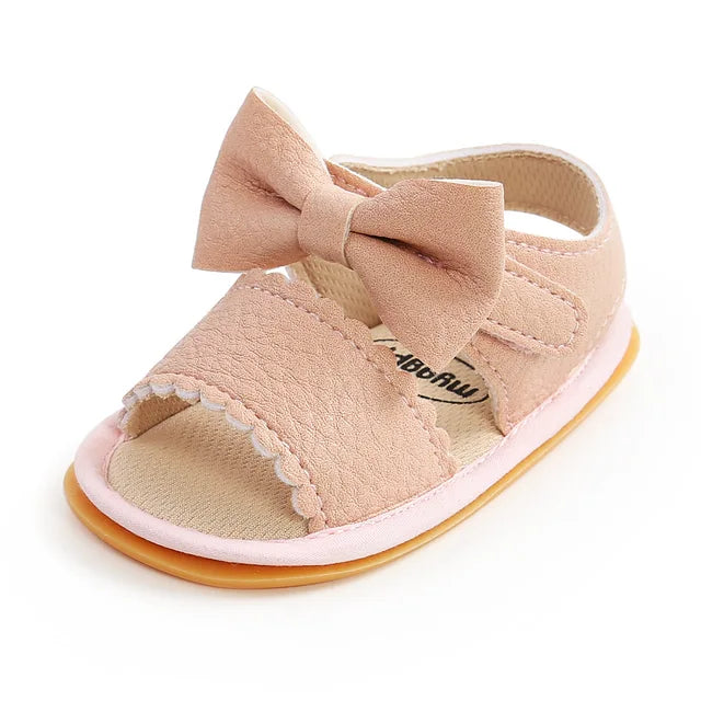 Mini Fashion™ - Soft Fit - Kinder Sandalen Braun / 13 (0-6 Monate) / Schleife | Pädagogisches Holzspielzeug von Mein Kleines Baby