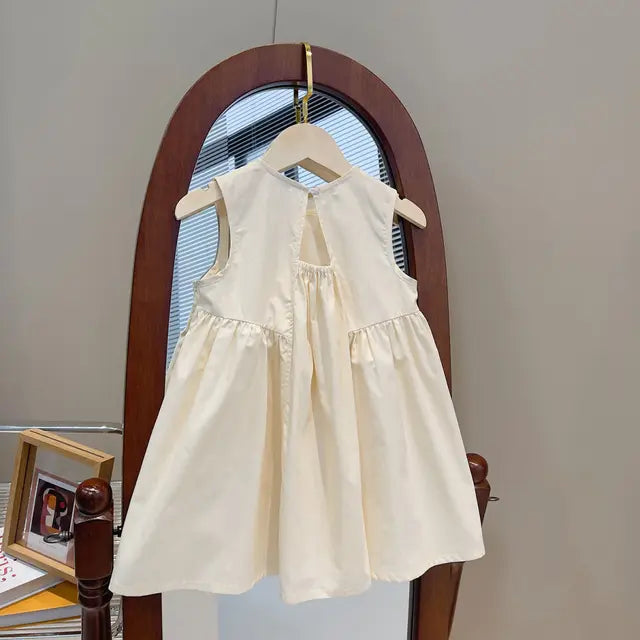 Mini Fashion™ - Stilvoll und elegant - Mädchenkleid Beige / 110 (3-4 Jahre) | Pädagogisches Holzspielzeug von Mein Kleines Baby