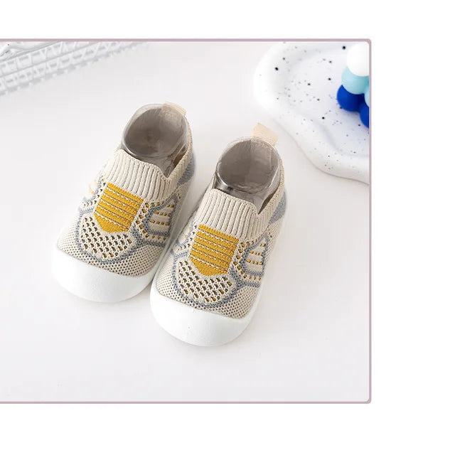 Mini Fashion™ - Stylish Steps - Schuhe für Kleinkinder Beige / 20 (0-6 Monate) | Pädagogisches Holzspielzeug von Mein Kleines Baby