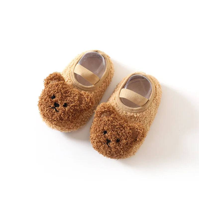 Mini Fashion™ - Warm&weich - Kinder-Hausschuhe Khaki Bär / 19 (6-9 Monate) | Pädagogisches Holzspielzeug von Mein Kleines Baby