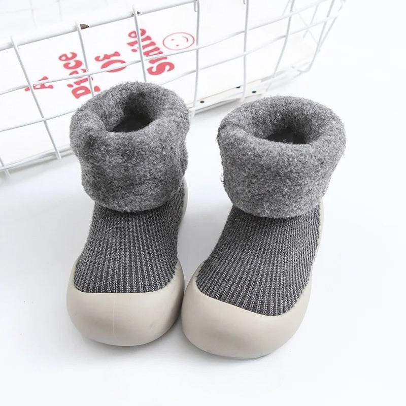 Mini Fashion™ - Warm&weich - Rutschfeste Socken Grau / 19 (6-9 Monate) | Pädagogisches Holzspielzeug von Mein Kleines Baby