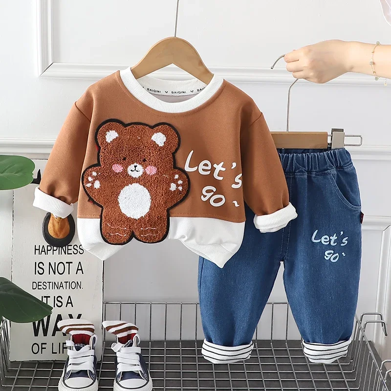 Mini Fashion™ – Weich und zäh – Kinderbekleidungsset Braun / 80 (4-12 Monate) | Pädagogisches Holzspielzeug von Mein Kleines Baby