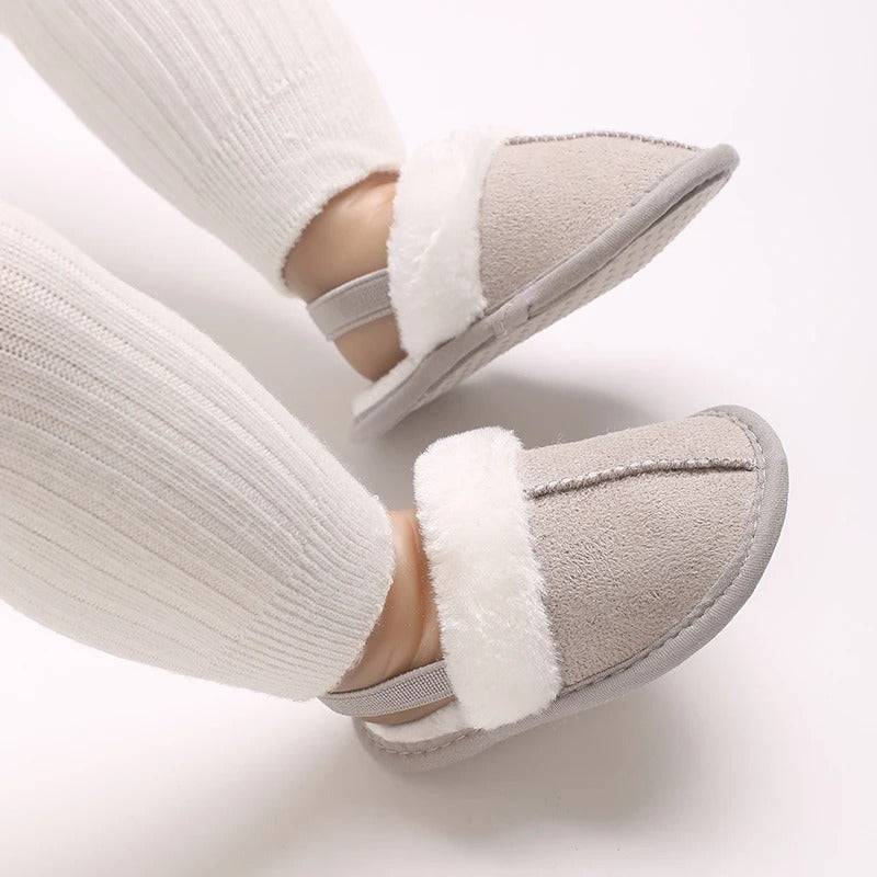Mini Fashion™ - Weiche Sohlen - Kinderhausschuhe Grau / 20 (6-12 Monate) | Pädagogisches Holzspielzeug von Mein Kleines Baby
