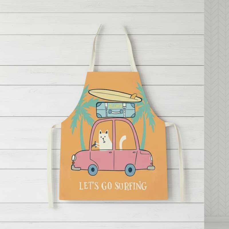 MiniChef™ – Verspielt&Fleckabweisend– Kinderschürze M (5-8 Jahre) / Surfen auf dem Auto | Pädagogisches Holzspielzeug von Mein Kleines Baby