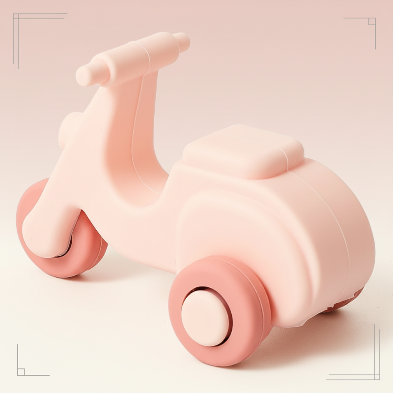 Montessori Silicone Toy Car – Sikker & bidvenlig – Bidelegetøj i form af et køretøj i silikone Lyserød scooter | Pädagogisches Holzspielzeug von Mein Kleines Baby
