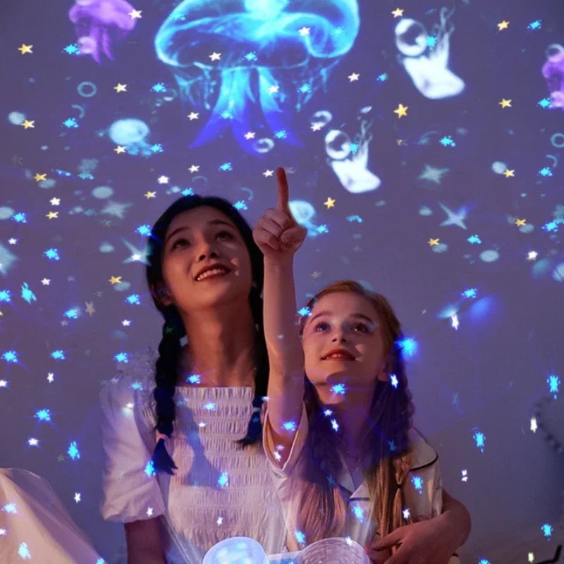OceanGlow – Beruhigend & magisch – Nachtlicht mit Sternenhimmel-Projektion | Pädagogisches Holzspielzeug von Mein Kleines Baby
