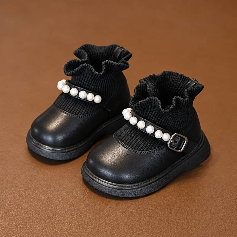 PearlCharm – Elegant & niedlich – Kinder-Stiefeletten mit Perlenverzierung Schwarz / 22 (1.75–2 Jahre) | Pädagogisches Holzspielzeug von Mein Kleines Baby