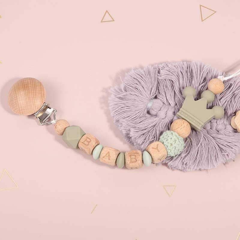Personalized Pacifier Chain– Sicher&stilvoll– Personalisierte Schnullerkette Grün | Pädagogisches Holzspielzeug von Mein Kleines Baby