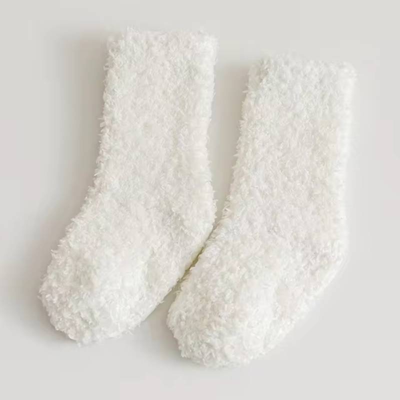 SnuggleBoo – Varm & blød – Fleece babysokker Hvid / M (3 – 5 år) | Pädagogisches Holzspielzeug von Mein Kleines Baby