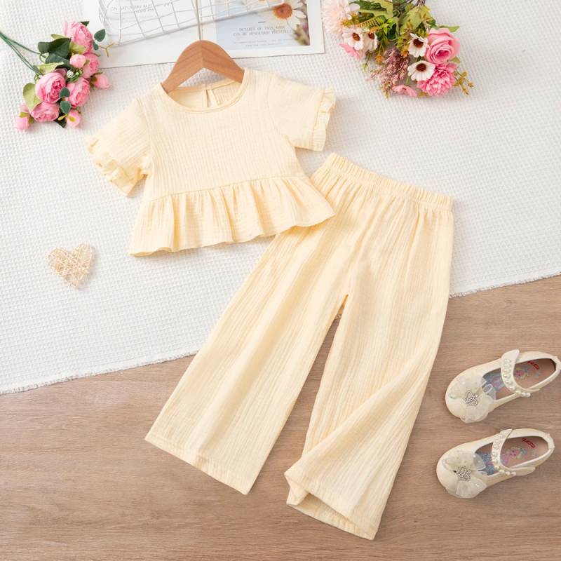 SoftCharm – Elegant & bequem – Mädchen-Set mit Rüschenoberteil und langer Hose Beige / 120 (5–6 Jahre) | Pädagogisches Holzspielzeug von Mein Kleines Baby