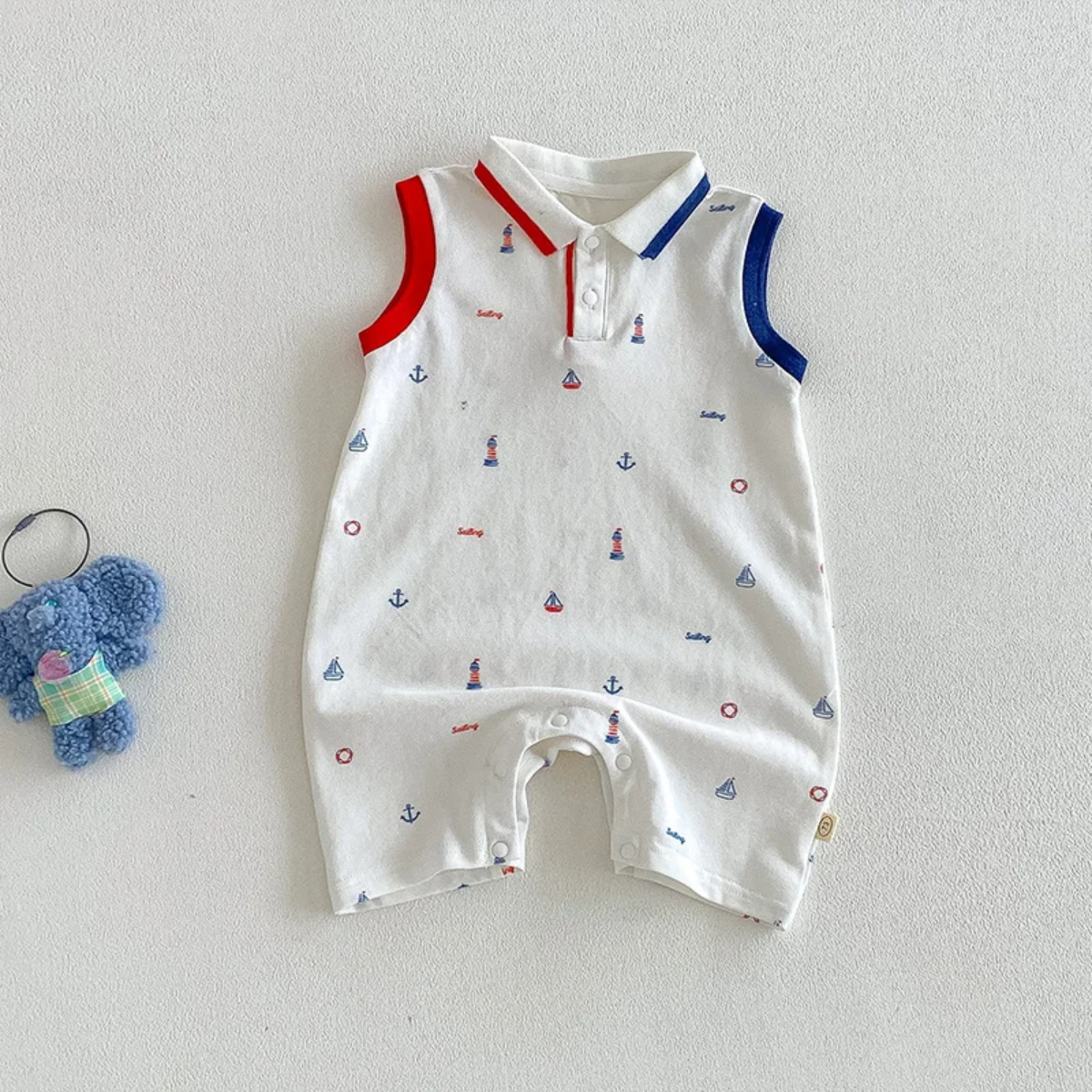 SunnyBaby – Bequem & niedlich – Polo-Strampler für Babys Weiß / 90 (12–24 Monate) | Pädagogisches Holzspielzeug von Mein Kleines Baby