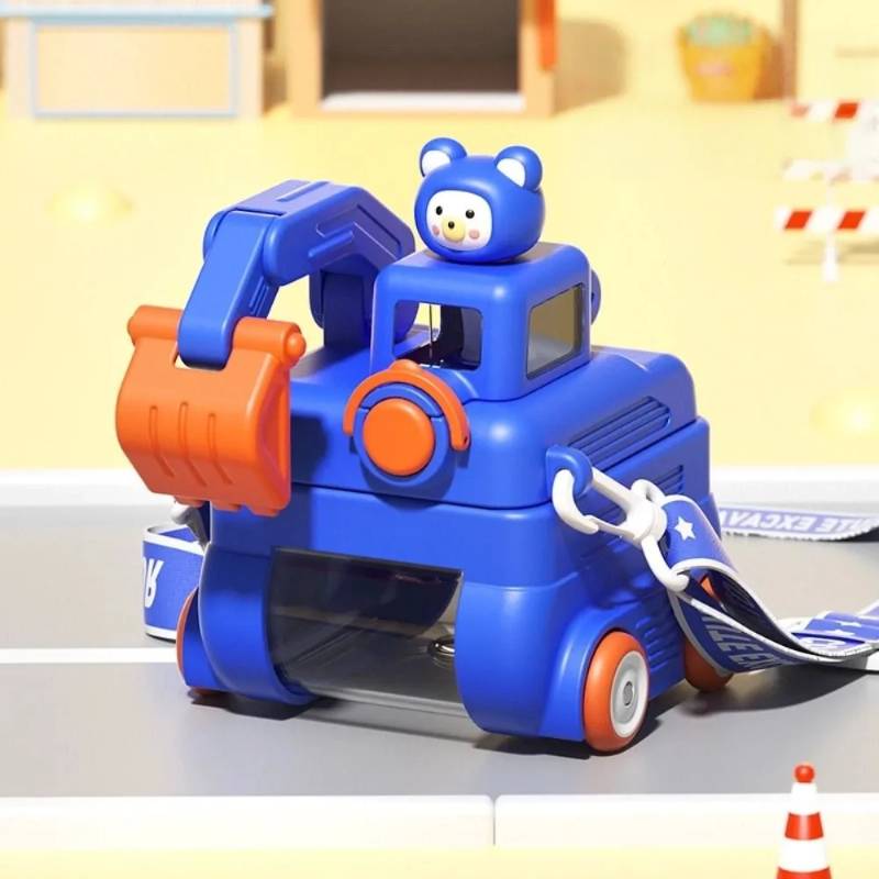 TinyExcavators – Einzigartig & praktisch – Bagger-Trinkflasche mit Strohhalm Blau | Pädagogisches Holzspielzeug TinyExcavators – Einzigartig & praktisch – Bagger-Trinkflasche mit Strohhalm Blau | Pädagogisches Holzspielzeug von Mein Kleines Baby