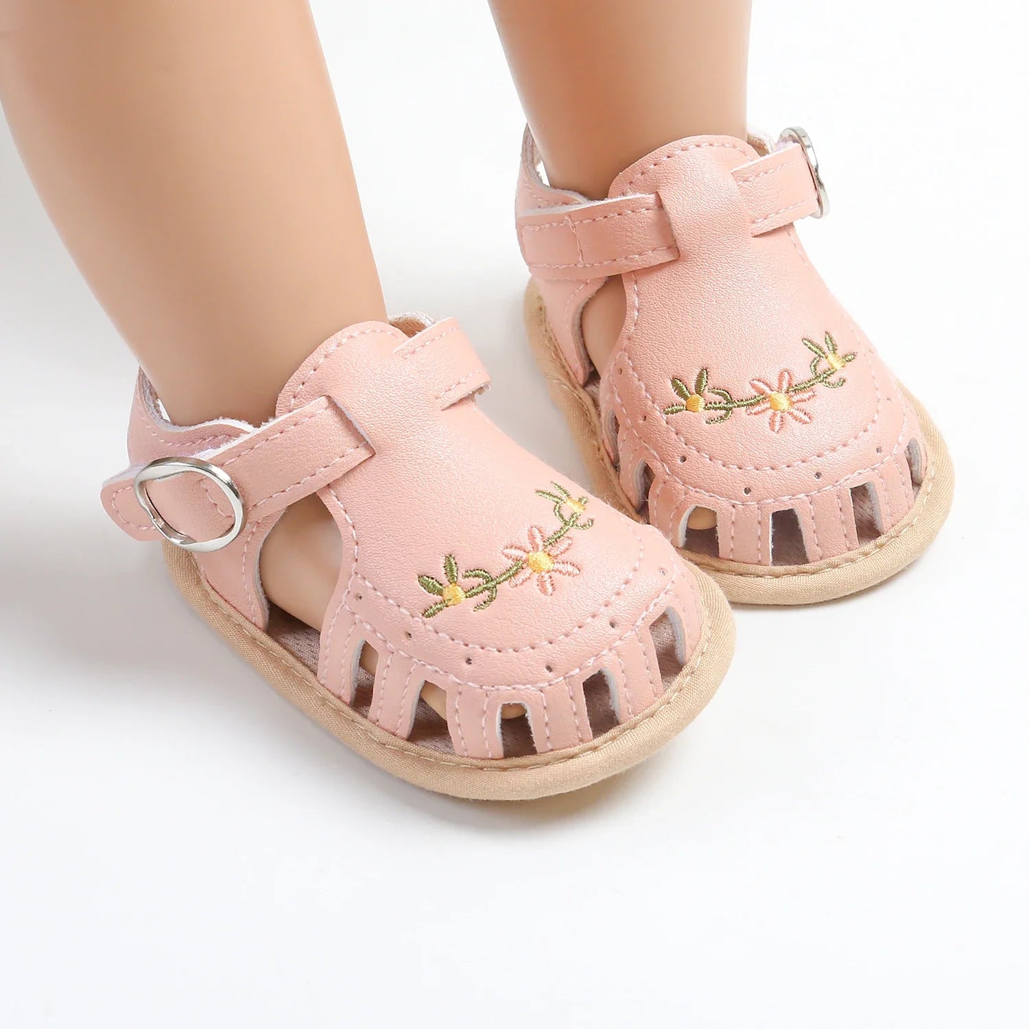 TinyPetals– Komfort&Stil– Babysandalen mit Blumenstickerei Rosa / 12 (6-12 Monate) | Pädagogisches Holzspielzeug von Mein Kleines Baby