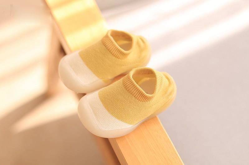 TinySteps– Komfort&Sicherheit– FlexiFeet Babyschuhe Gul / 20/21 (12–18 Monate  / 12.5 cm) | Pädagogisches Holzspielzeug von Mein Kleines Baby