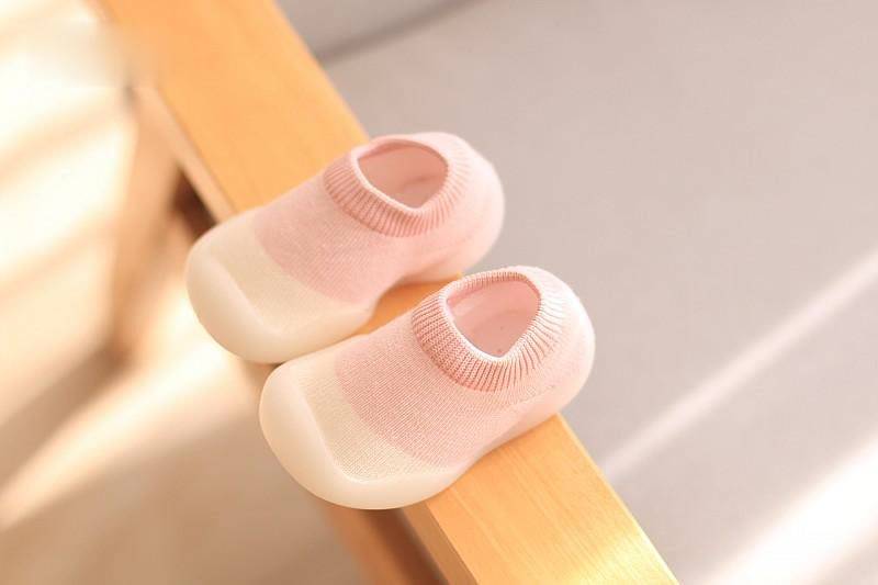 TinySteps– Komfort&Sicherheit– FlexiFeet Babyschuhe Rosa / 20/21 (12–18 Monate  / 12.5 cm) | Pädagogisches Holzspielzeug von Mein Kleines Baby