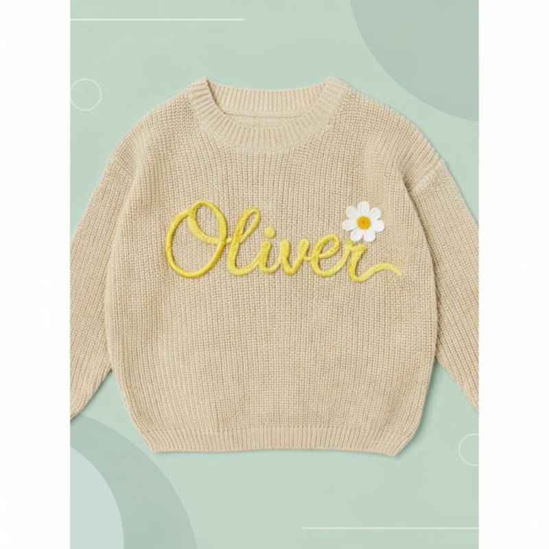 TinyStitch– Personalisierter Strickpullover mit Namen für Kinder Beige – Gelber Aufdruck / 75 (12–18 Monate) / Margriet | Pädagogisches Holzspielzeug von Mein Kleines Baby