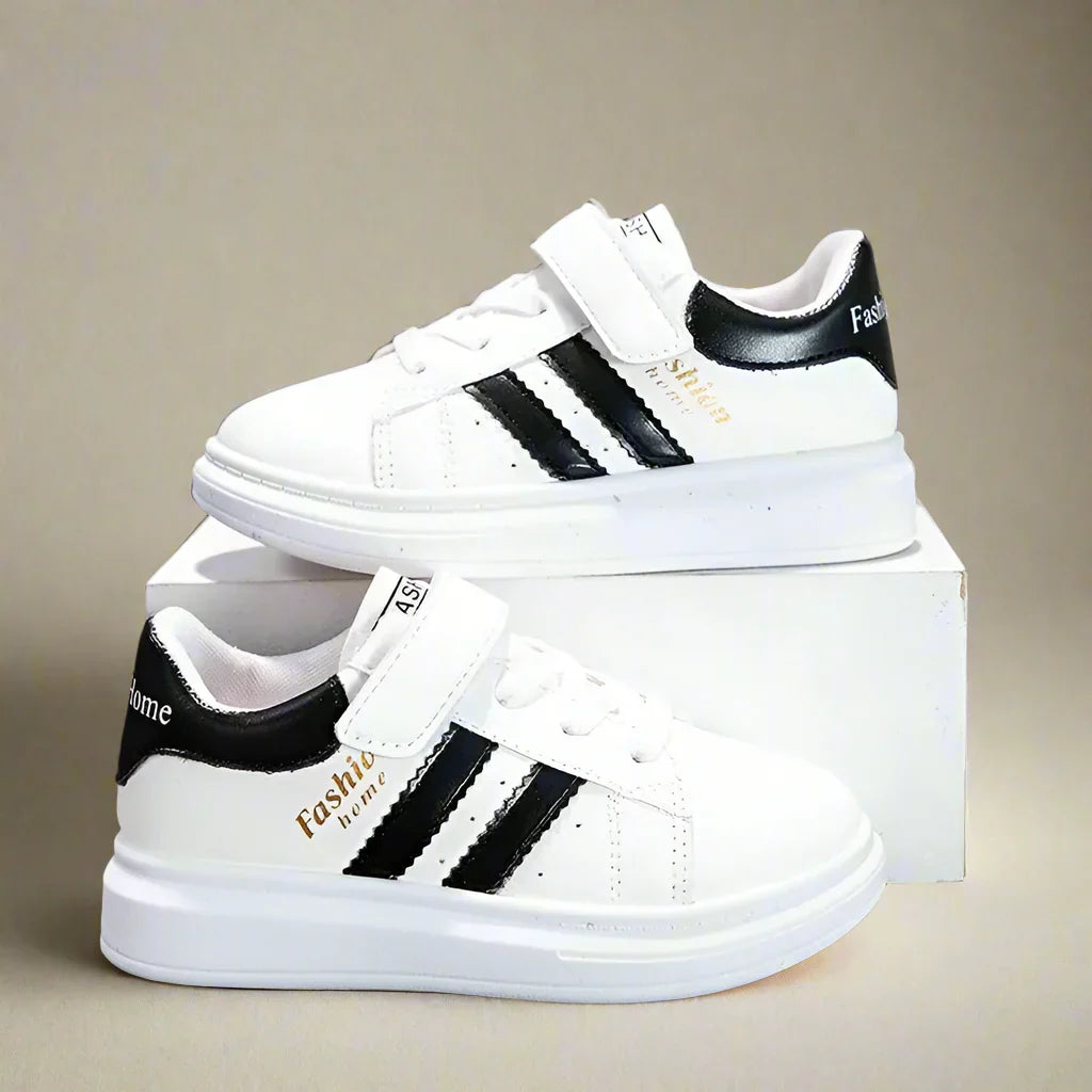 UrbanFlex – Robust og komfortabel – Hvide sneakers Sort / 32 (6–6.5 år) | Pädagogisches Holzspielzeug von Mein Kleines Baby